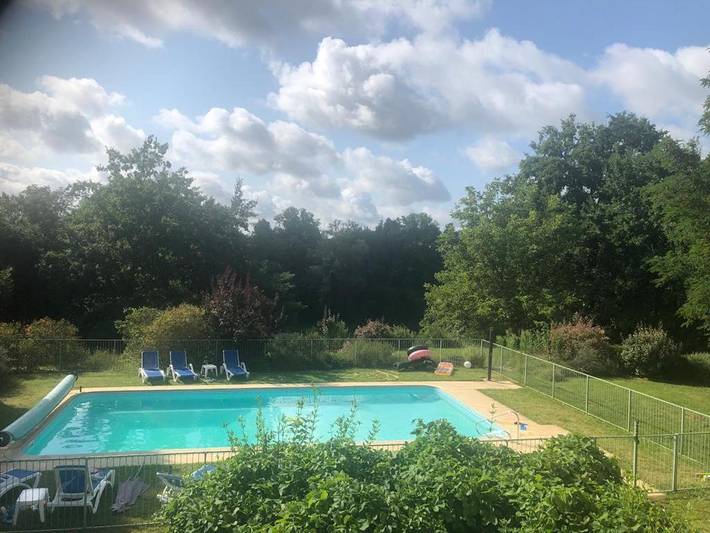 Gîte pour 4 personnes, avec piscine, animaux acceptés à Lédat - 4