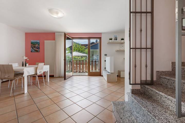 Ferienhaus für 8 Personen, mit Balkon und Garten sowie Seeblick in Arco - 2