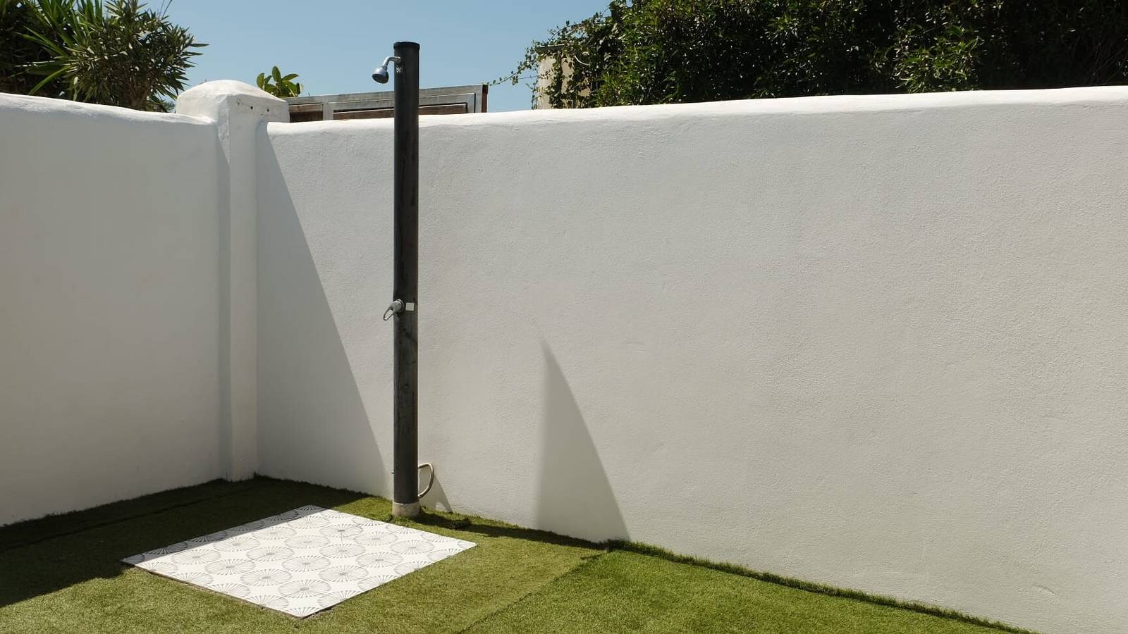 Casa Mediterránea - Sunwaves, El Palmar: Private Garden, 5-Min Walk to the Beach in Playa El Palmar, Vejer de la Frontera