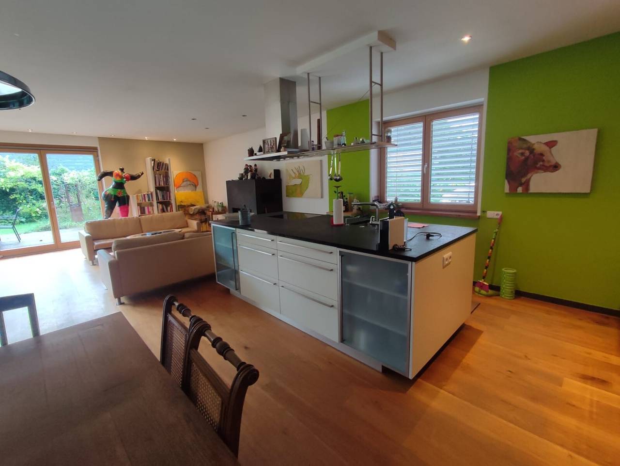 Apartamento entero, Loft con chimenea, jacuzzi, terraza privada, jardín y Wi-Fi in Lustenau, Bodensee-Vorarlberg