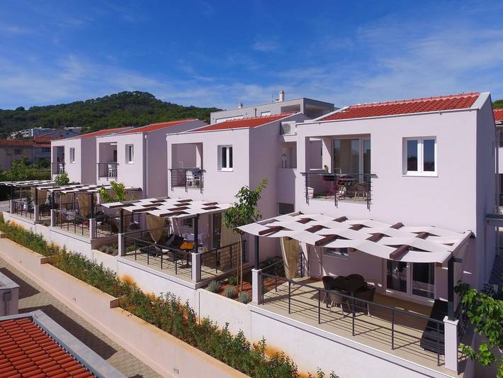 Ferienwohnung für 3 Personen, mit Pool und Balkon - 1