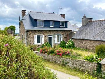 Gîte pour 8 personnes, avec jardin à Trégomeur
