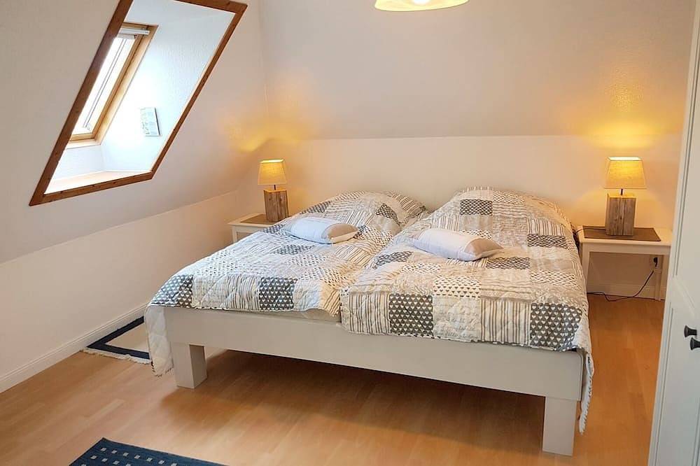 Ganze Wohnung, Diese große Ferienwohnung \"Fischreiher 1\" mit Wassergrundstück, Ruderboot und hauseigenen Fahrrädern ist eine der schönsten Urlaubsresidenzen am Ostseefjord Schlei in Kappeln, Kappeln & Umgebung