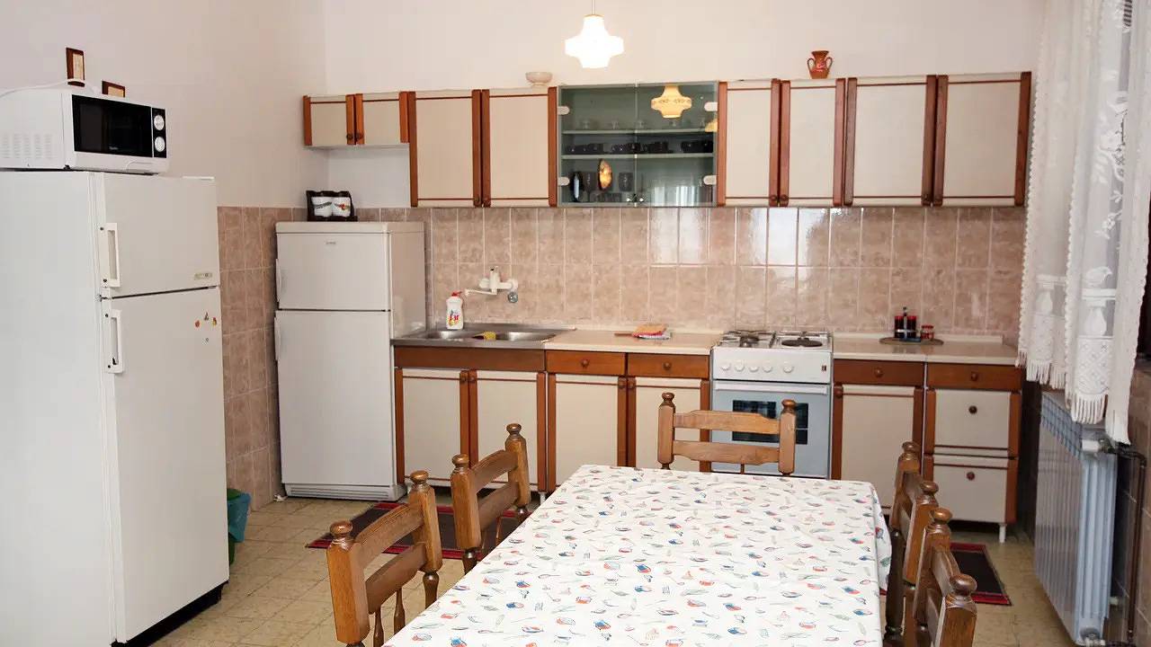 Cijeli apartman za odmor, Ferienwohnung für 9 Personen (95 m²) in Drvenik Gornja vala in Drvenik, Makarska Riviera