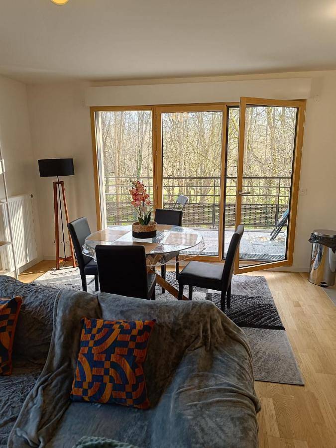 Appartement entier, Chez Sibylle Parcnaturelpetitvenisechevreuseversaillesorly appartement entier 69 M2 ou chambre in Saint-Rémy-lès-Chevreuse, Parc naturel régional de la Haute Vallée de Chevreuse