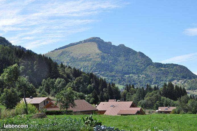 Gîte pour 14 personnes, avec vue et balcon à Mont-Saxonnex - 3
