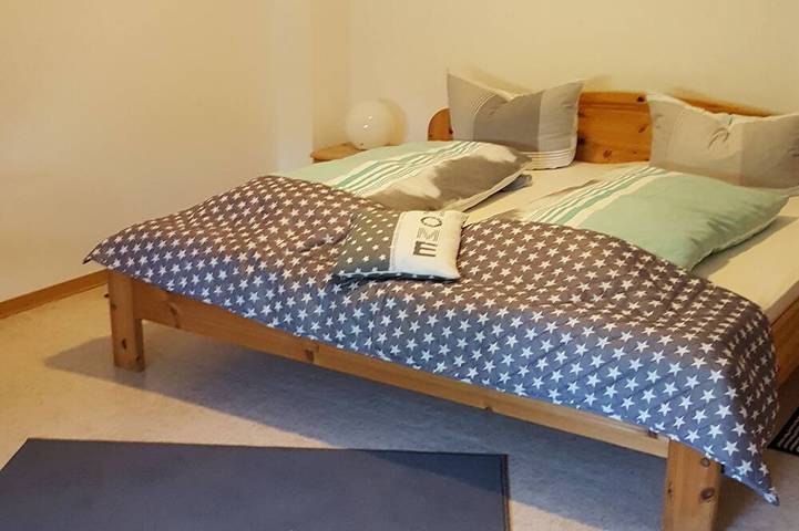 Ferienwohnung für 3 Personen, mit Garten und Terrasse in Zetel - 2