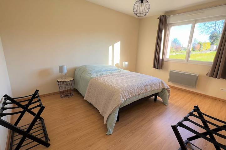 Location de vacances pour 5 personnes, avec terrasse et jardin à Rethel - 2