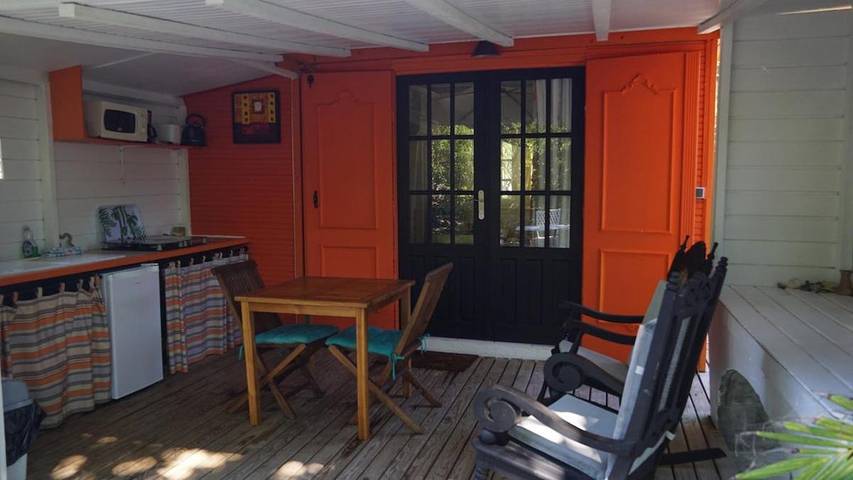 Appartement de vacances pour 2 personnes, avec piscine ainsi que terrasse et jacuzzi, animaux acceptés