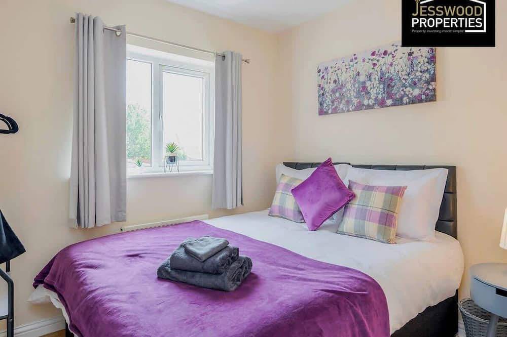 Contractors Home 3 Bed 2.5 Bath | Parking | Wifi in Luton, Chiltern Hills