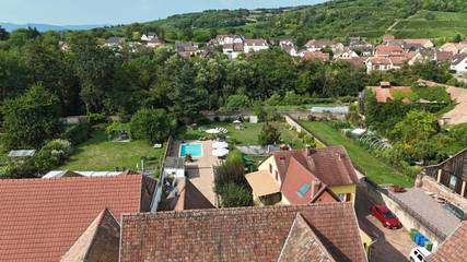 Cottage pour 3 personnes, avec jardin ainsi que piscine et vue à Avolsheim