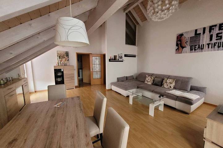Ferienwohnung für 2 Personen, mit Balkon in Hilzingen