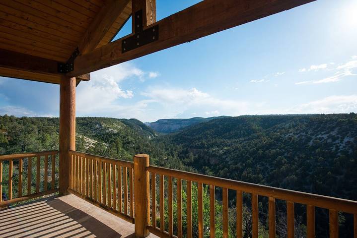 Lodge for 12 people in Zion National Park