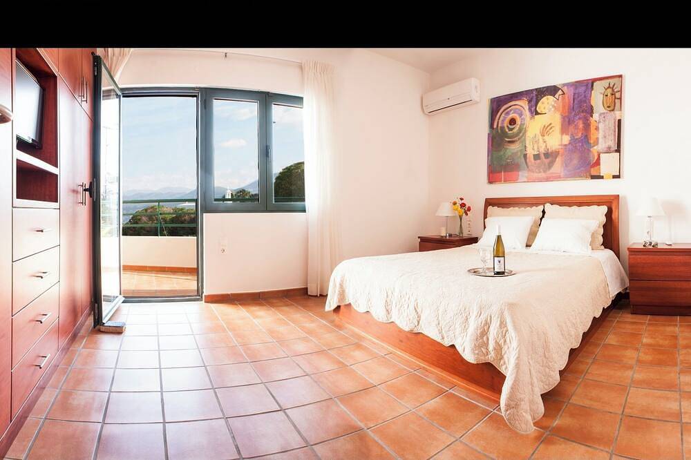 Villa Alma Hersonissos. 4 Minuten zu Fuß zum Strand! in Limenas Chersonisou, Iraklio-Heraklion und Umgebung