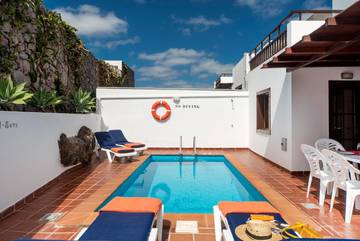 Cheap Villa for 6 People in Mojones, Tías, Photo 1