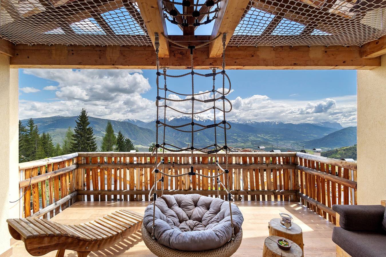 Ganze Wohnung, Ferienwohnung 'Carpe Diem' mit Bergblick, privater Terrasse und Wlan in Meransen, Mühlbach