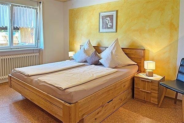 Ferienwohnung für 4 Personen, mit Garten und Ausblick in Fröhnd - 2