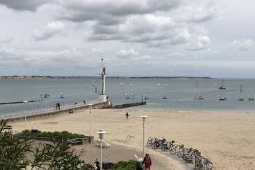 Gîte pour 4 personnes, avec terrasse dans Plage du Nau