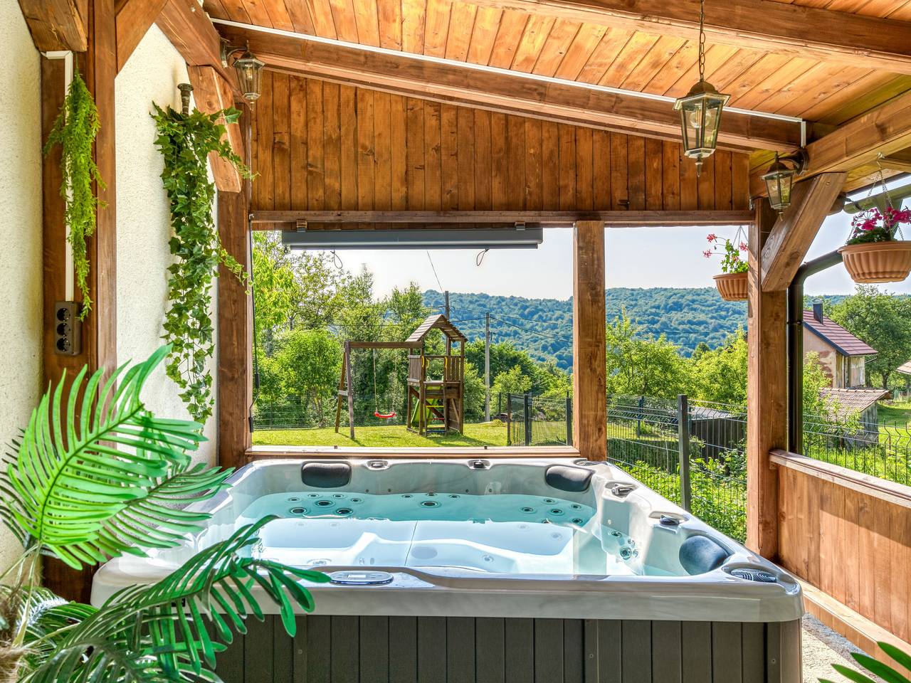 Maklen in Delnice, Primorje-Gorski Kotar