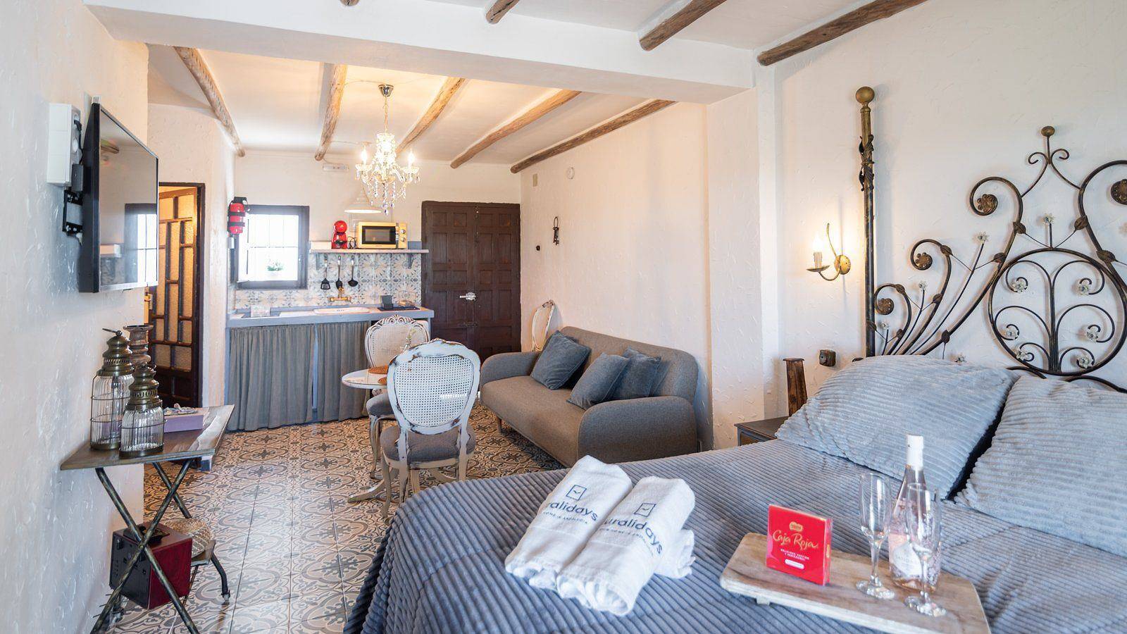 Villa avec terrasse, cuisine, lit double - Setenil 600m in Setenil de las Bodegas, Pueblos Blancos