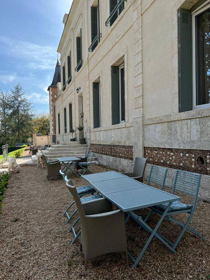 Location de vacances pour 13 personnes, avec terrasse et vue à La Chaussée-Saint-Victor - 3