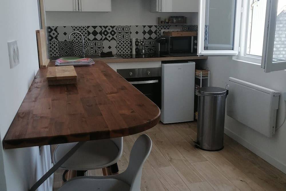 Apartamento entero, Le Courlis, two minutes from the beach in Hauteville-sur-Mer, Coutances y alrededores