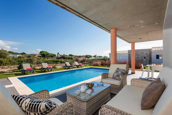 Casa rural para 7 personas, con terraza además de piscina y jardín en Maó - 3