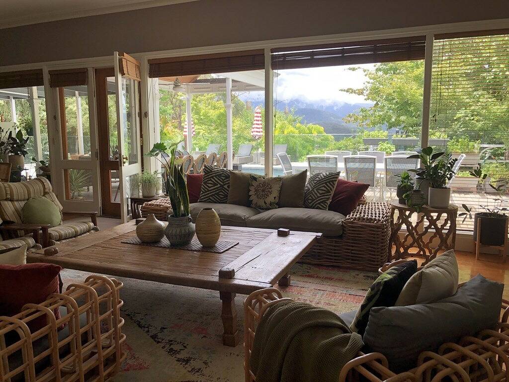 Healesville Garden Accommodation “Retreat” (11 guests) in Yarra Ranges Shire