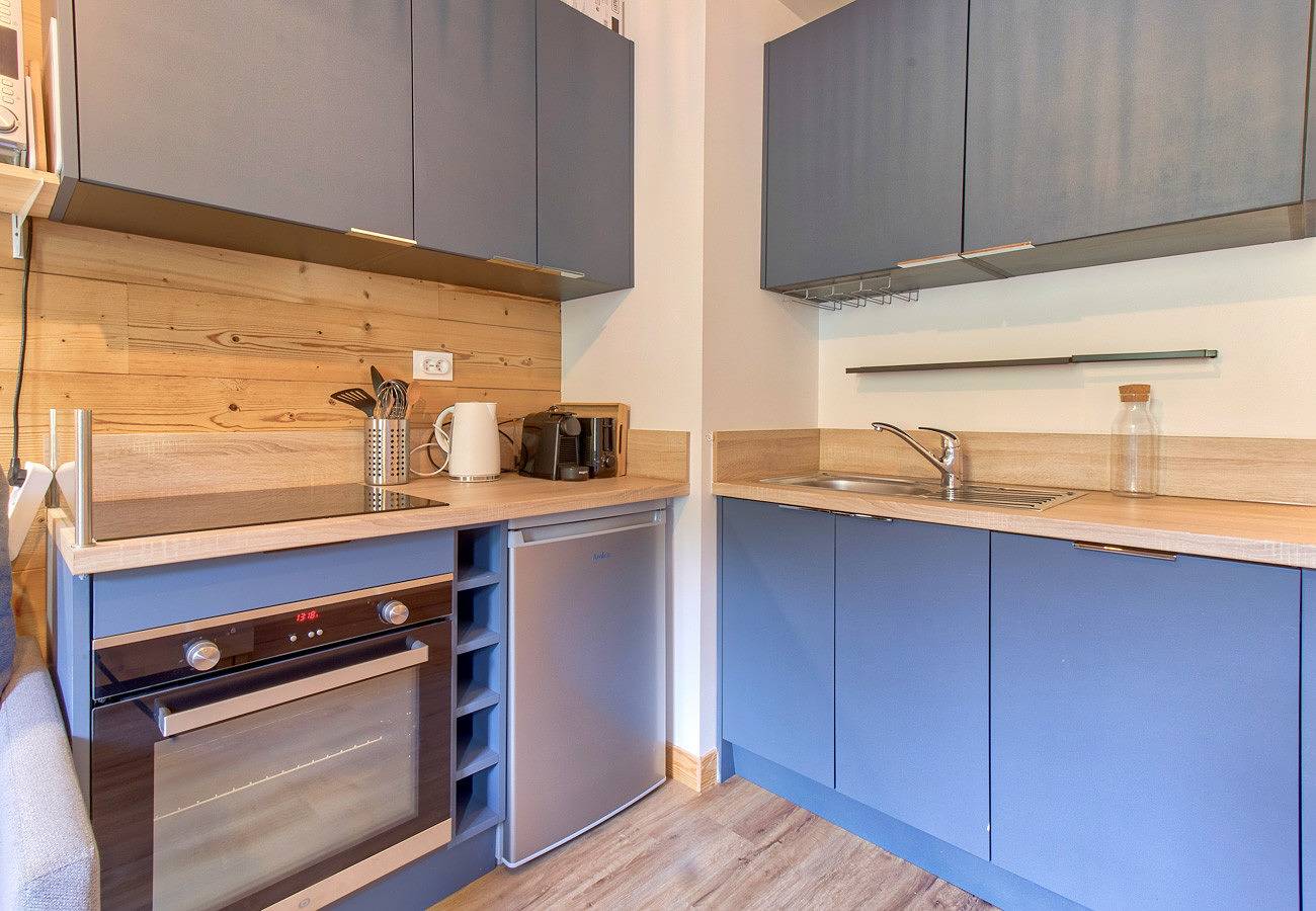 Appartement entier, Ambiance chalet pour 4 - 80m des pistes in Génos, Pyrénées