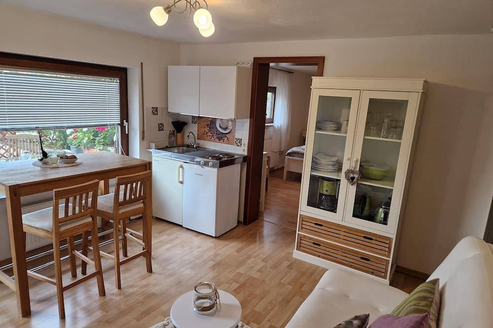 Ganze Wohnung, Gemütliche, ruhige Ferienwohnung ideal zum Wandern, Radfahren und Entspannen. in Veldenz, Bernkastel-Kues & Umgebung