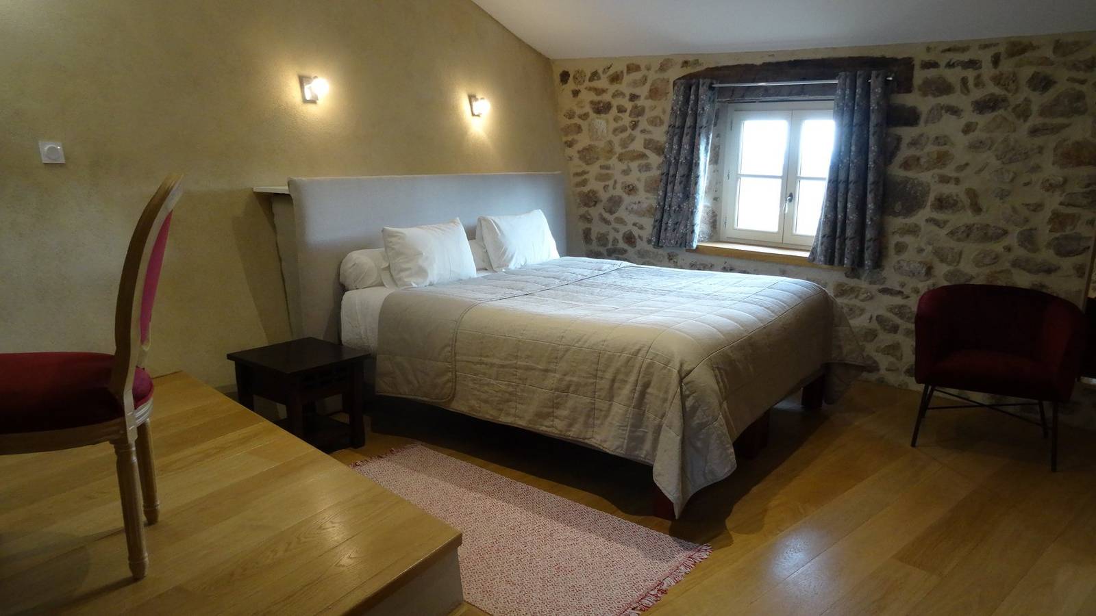 Gîte La Traboule au calme idéal randonneurs in Saint-Jean-Chambre, Parc naturel régional des Monts d'Ardèche