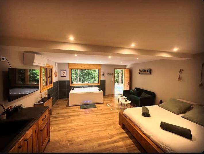 Appartement de vacances pour 3 personnes, avec terrasse ainsi que jacuzzi et sauna