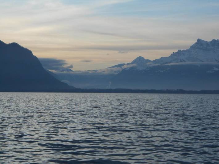 Ferienwohnung für 2 Personen, mit Balkon und Terrasse sowie Seeblick und Ausblick in Montreux