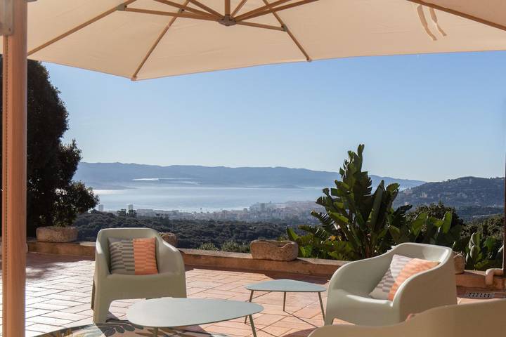 Appartement de vacances pour 6 personnes, avec jardin et terrasse