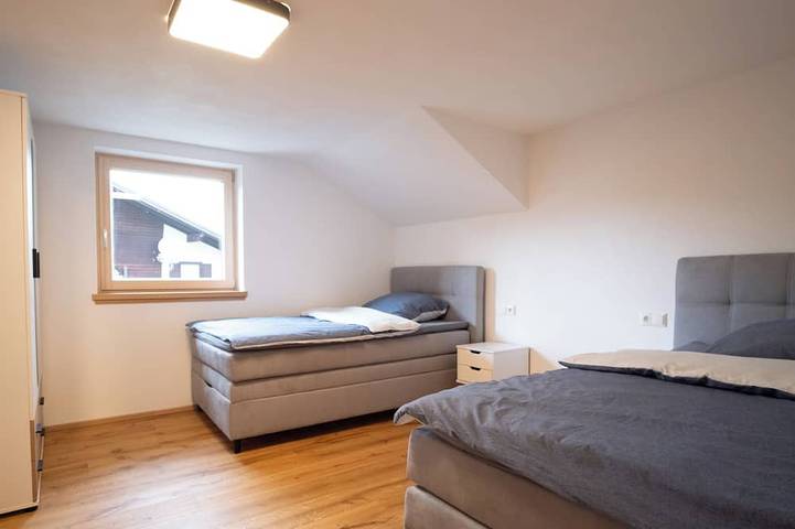 Ganze Wohnung, Traumhaft gelegene Ferienwohnung mit tollem Bergblick in den Allgäuer Alpen in Pfronten, Bayerisch Schwaben
