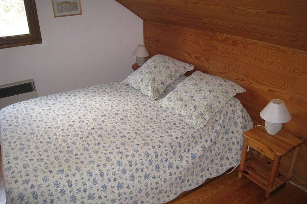 Chalet 6 Personnes - Terrasse sud 30 m2, vue dégagée, calme- Haut Verdon in Beauvezer, Région Castellane