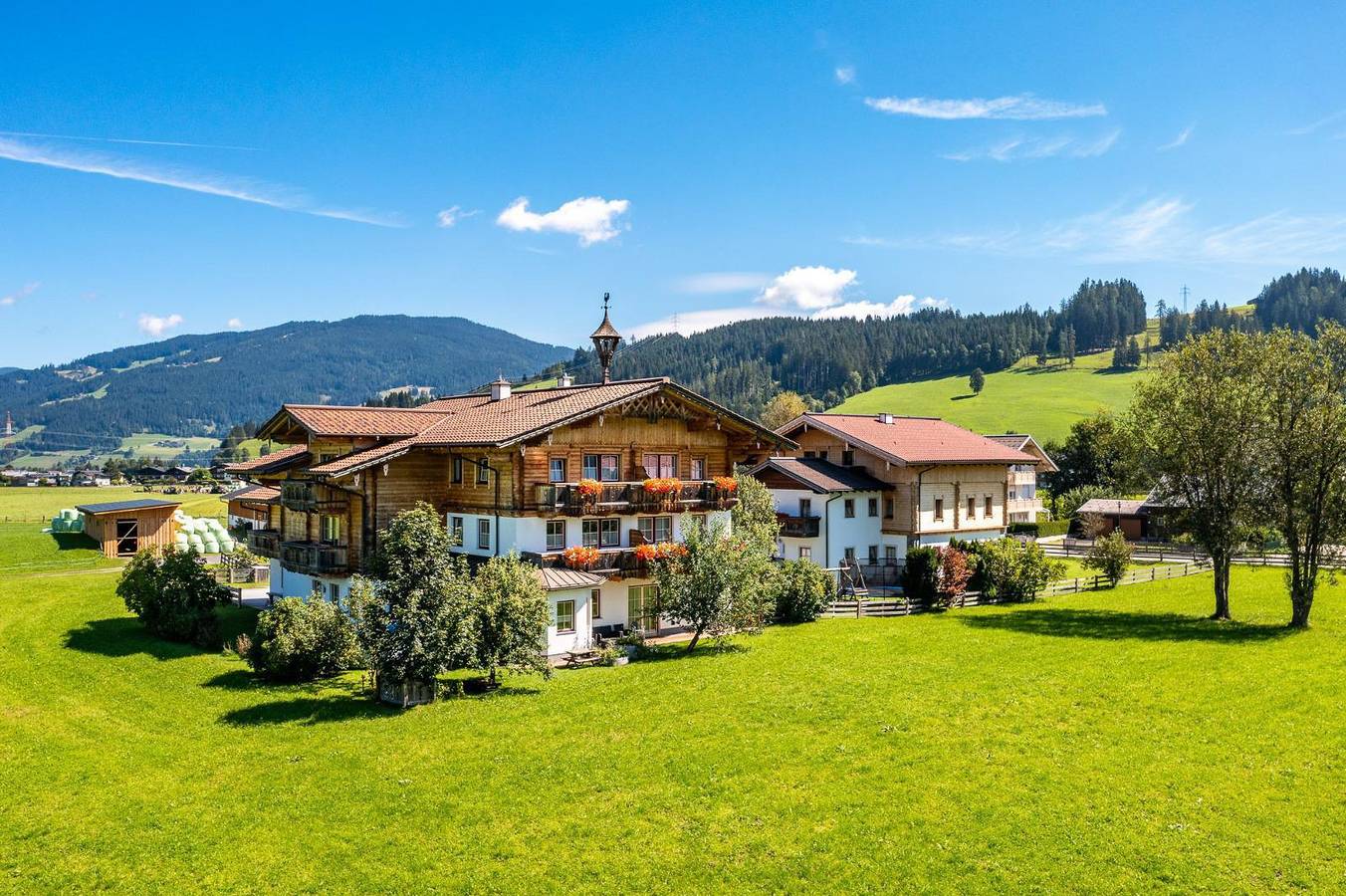 Geheel vakantieappartement, Appartement, bad, Wc, 2 slaapkamers in Flachau, Ski Amadé