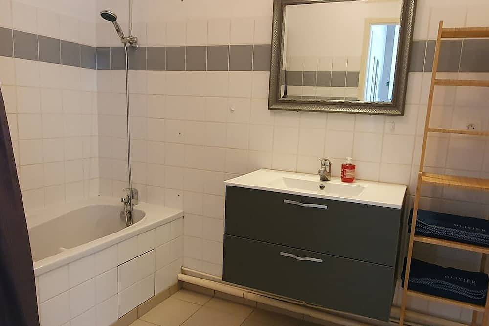 Apartamento entero, Apartamento-Baño privado con bañera-Confortable-Terraza-L'Appart in L'Aiguillon-sur-Mer, Fontenay-le-Comte