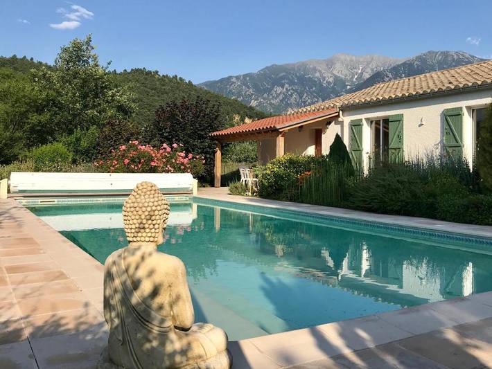 Location de vacances pour 2 personnes, avec jardin et vue ainsi que sauna et piscine à Fuilla - 2