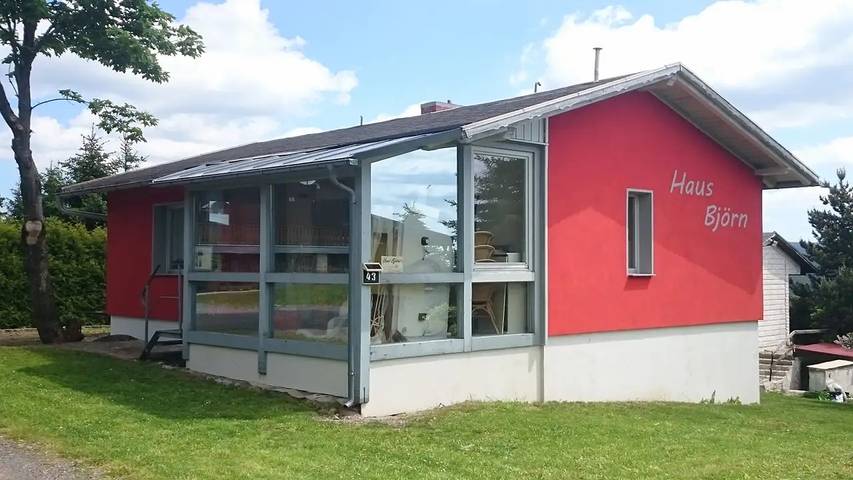 Ferienhaus für 5 Personen, mit Garten und Balkon sowie Whirlpool in Masserberg