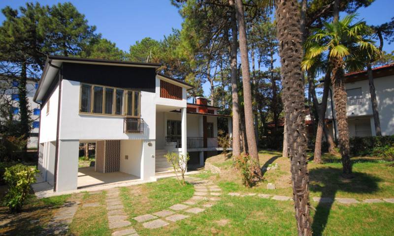 Villa für 6 Personen, mit Balkon/Terrasse und Garten sowie Ausblick in Lignano Sabbiadoro