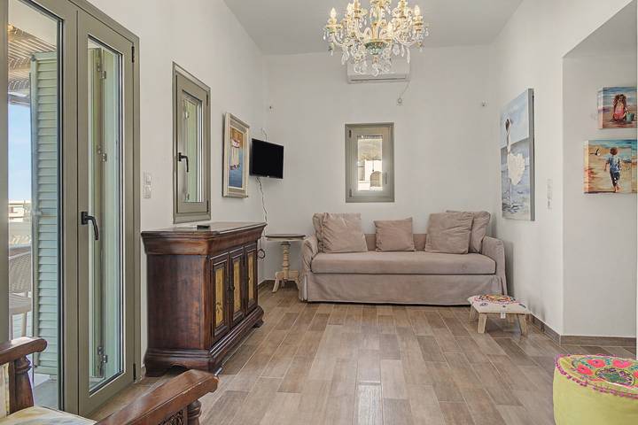 Ganze Wohnung, Apartment 'Ambeli House Arkasa' mit Balkon und Meerblick in Karpathos