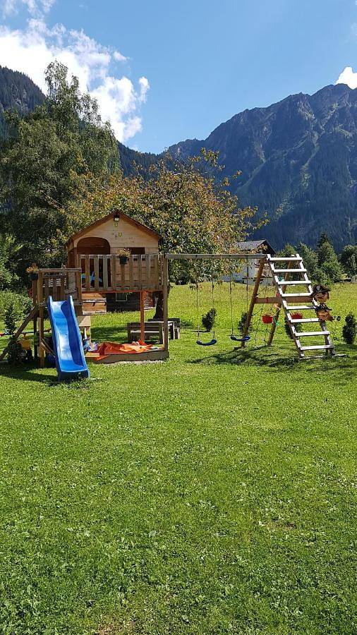 Gîte pour 8 personnes, avec jardin et vue dans Partenen - 4