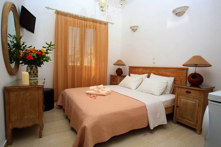 Maison d’hôte pour 2 personnes, avec jardin dans Náoussa - 4