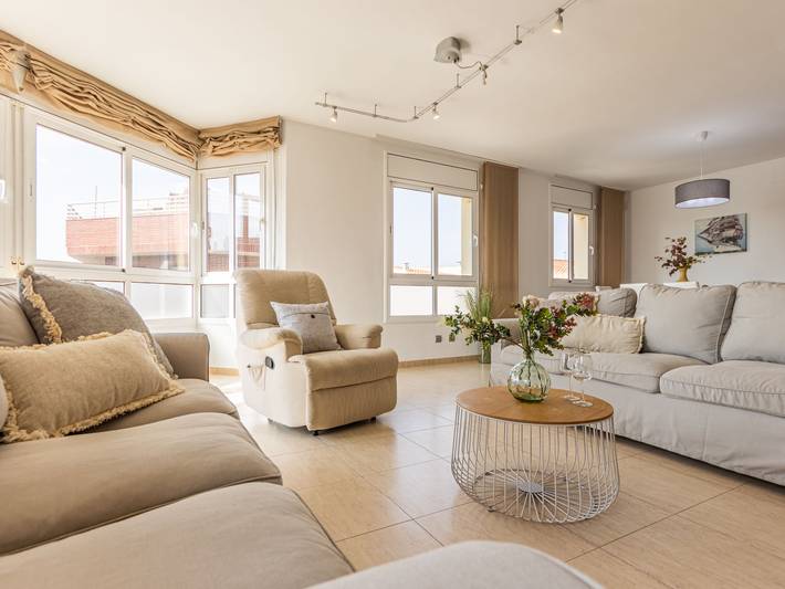Gîte pour 8 personnes, avec Balcon à L'Ampolla