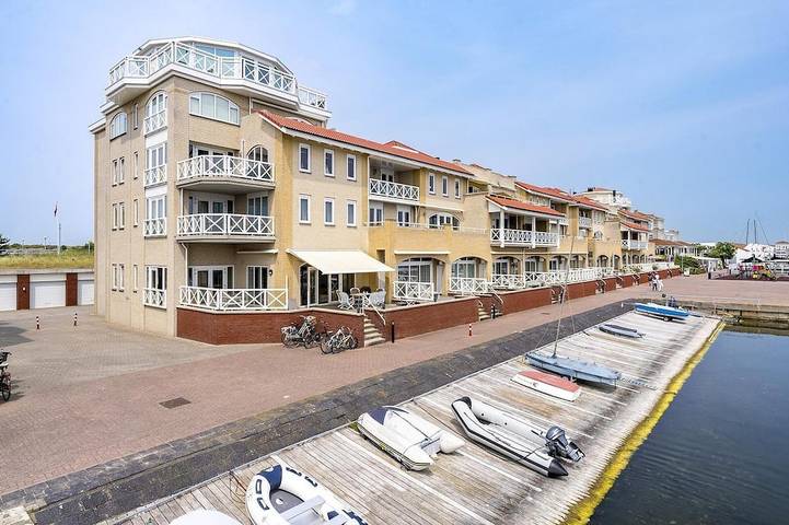 Ferienhaus für 4 Personen, mit Pool und Terrasse