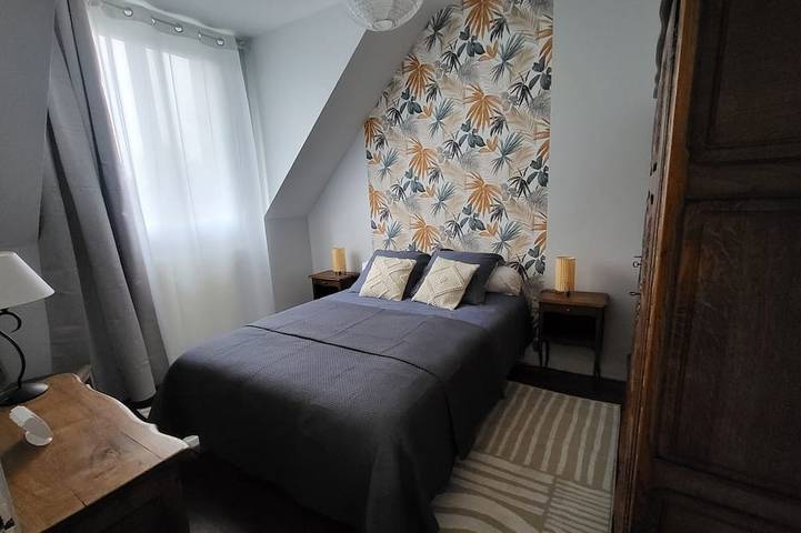 Maison Avec Garage sur la Route des Châteaux et de la Loire à Vélos in Beaugency, Loire-Tal