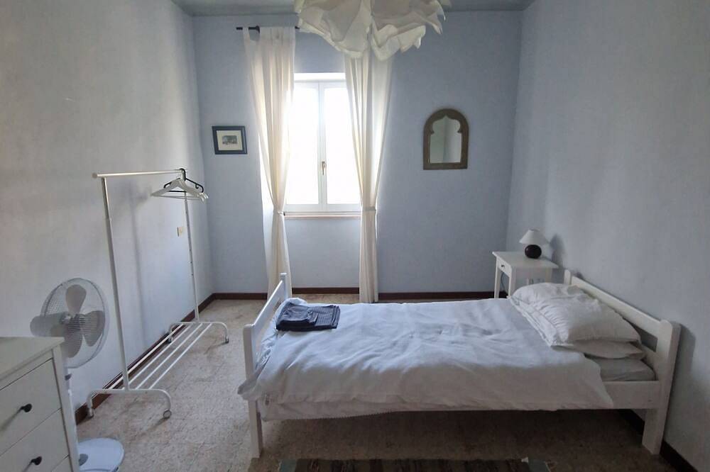 Large 3 bedroom country house near Ascoli Piceno in the heart of Le Marche. in Ascoli Piceno, Parco nazionale dei Monti Sibillini