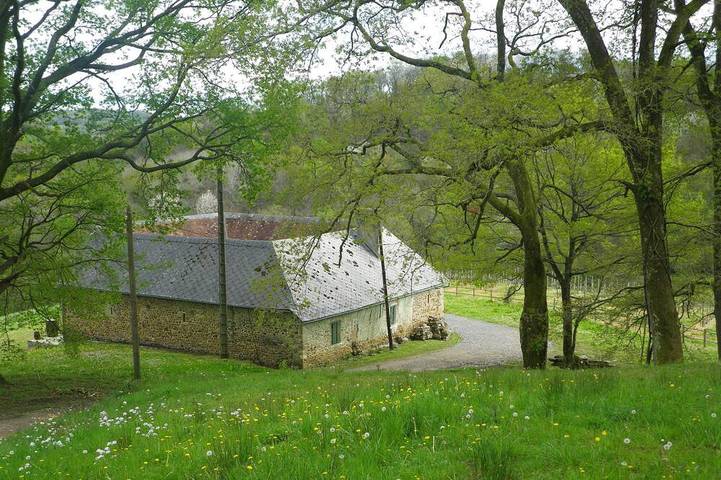 Gîte pour 6 personnes, avec terrasse à Lucq-de-Béarn