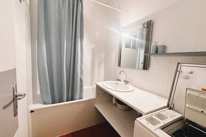 Mazet Für 6 Personen Private Pool in La Londe-les-Maures, Mittelmeerküste (Frankreich)